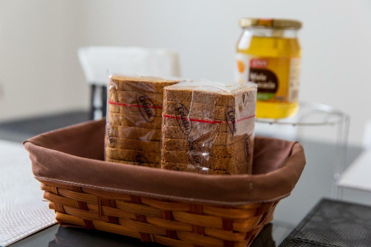 Veda Elegant Rooms Fiumefreddo di Sicilia Eksteriør billede